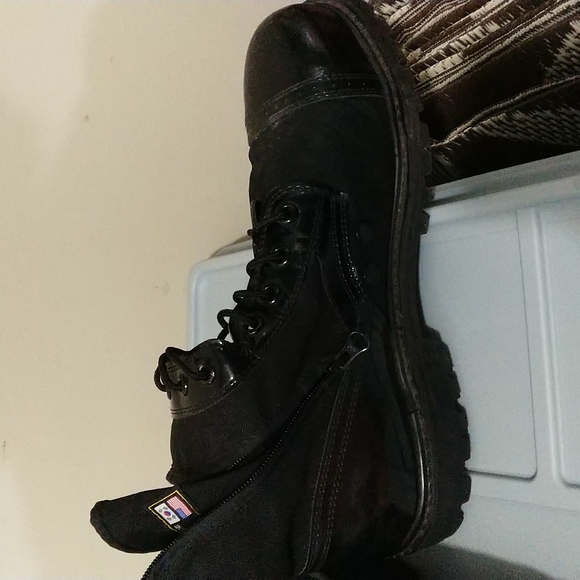 Size 13 black steel toe boots. - Picture 2 of 10